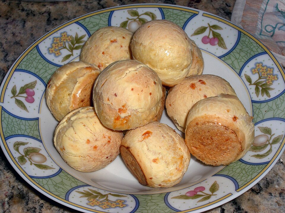 File:Pão de queijo.jpg